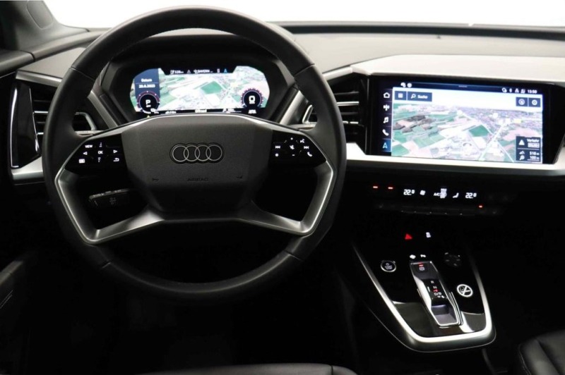 Audi Q4 40/ E-Tron/ EDITION ONE/ LED/ VIRTUAL COCKPIT/ 19/, снимка 13 - Автомобили и джипове - 43280836