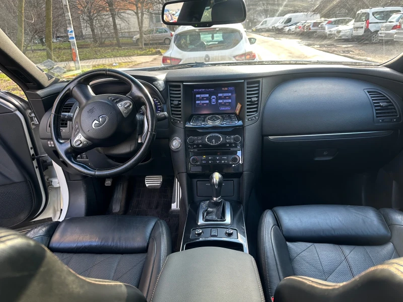 Infiniti QX70 S * FULL* ПЪРВИ СОБСТВЕНИК* , снимка 9 - Автомобили и джипове - 53027925