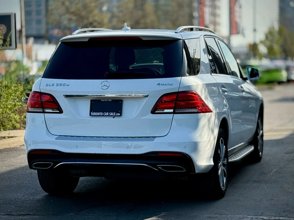 Mercedes-Benz GLE 350 4MATIC* Harman Kardon* ПАНО* Keyless - изображение 6