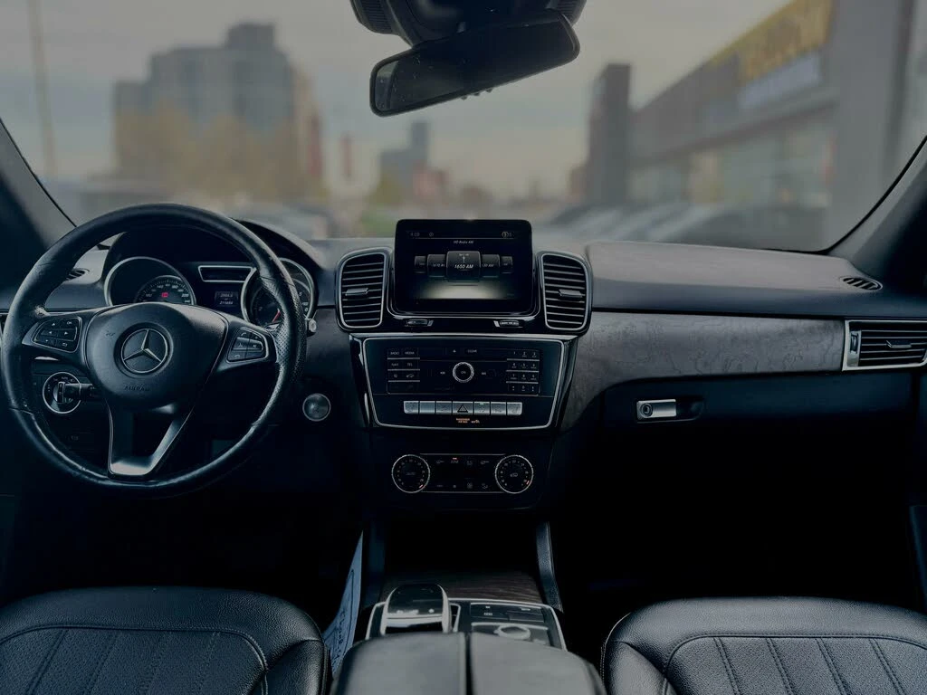 Mercedes-Benz GLE 350 4MATIC* Harman Kardon* ПАНО* Keyless - изображение 8