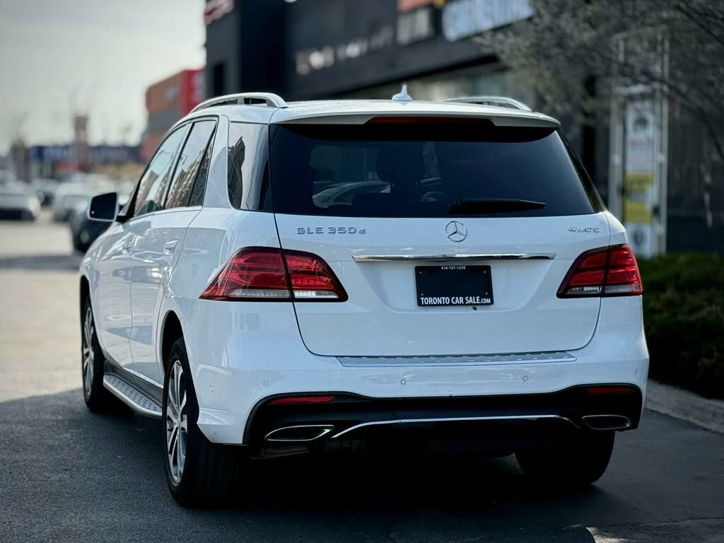 Mercedes-Benz GLE 350 4MATIC* Harman Kardon* ПАНО* Keyless - изображение 4