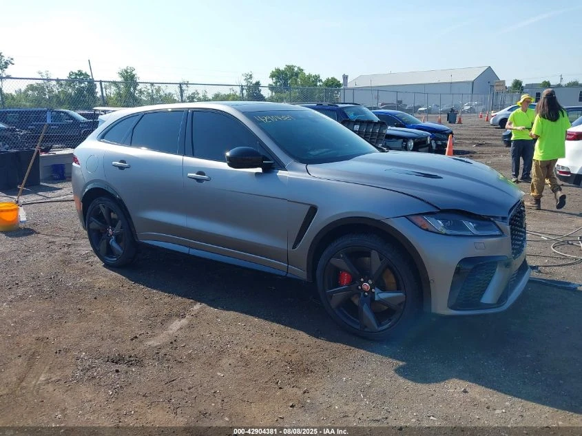Jaguar F-PACE  - изображение 8