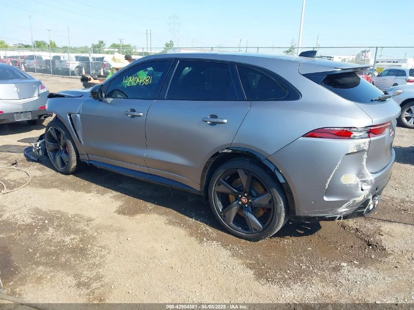 Jaguar F-PACE  - изображение 2