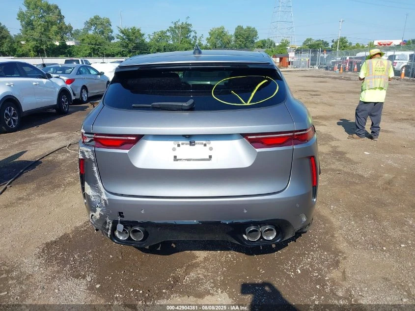 Jaguar F-PACE  - изображение 10