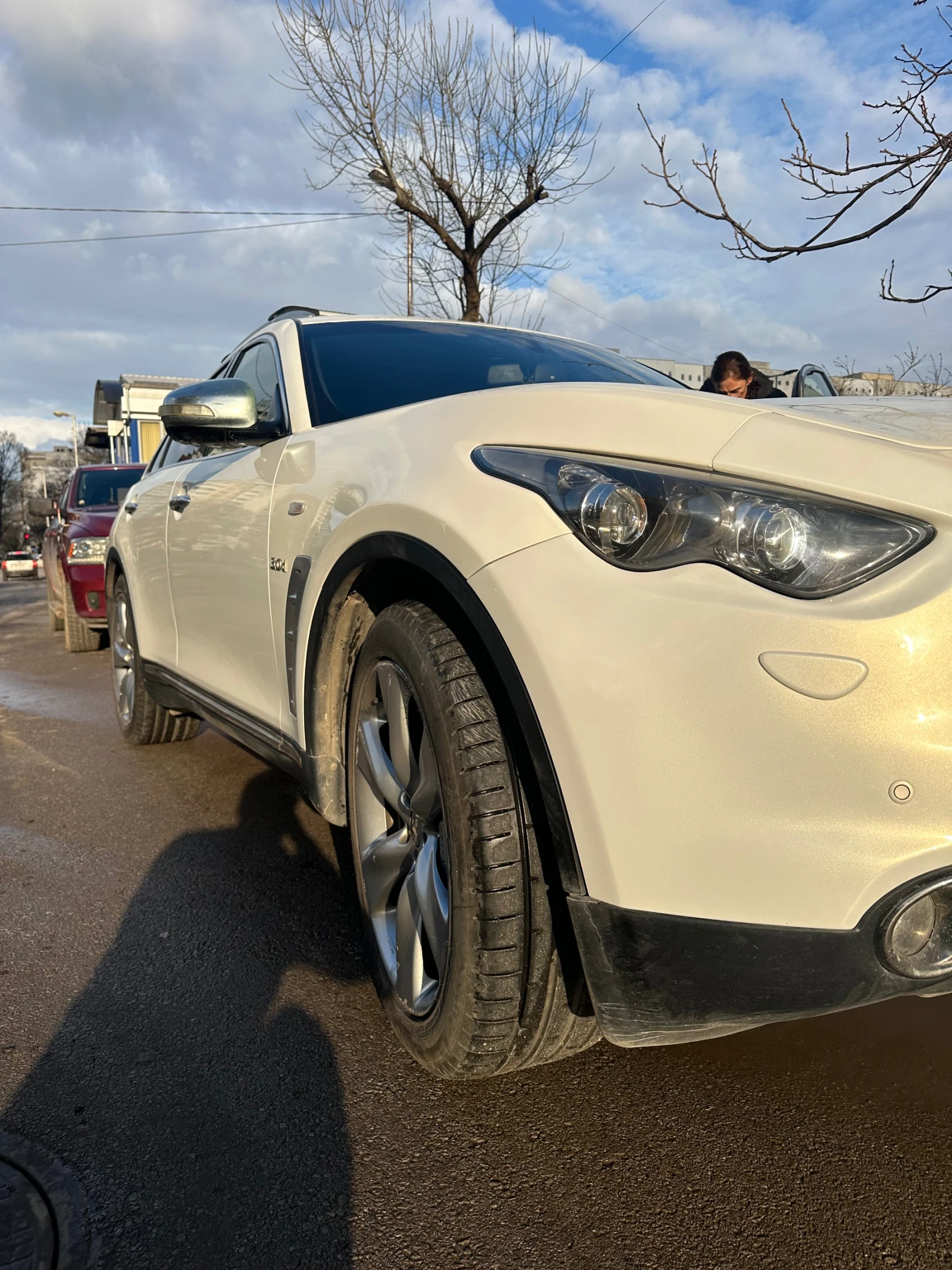 Infiniti QX70 S * FULL* ПЪРВИ СОБСТВЕНИК*  - изображение 3