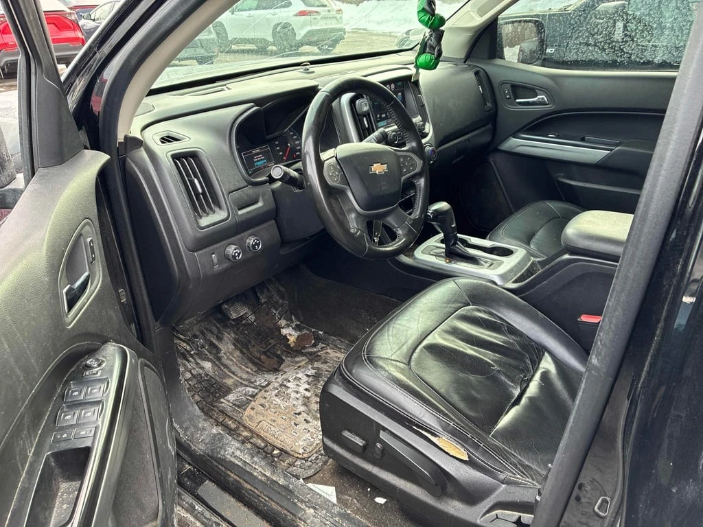 Chevrolet Colorado * 4WD LT * CARFAX * ПОДГРЕВИ * КАМЕРА - изображение 5