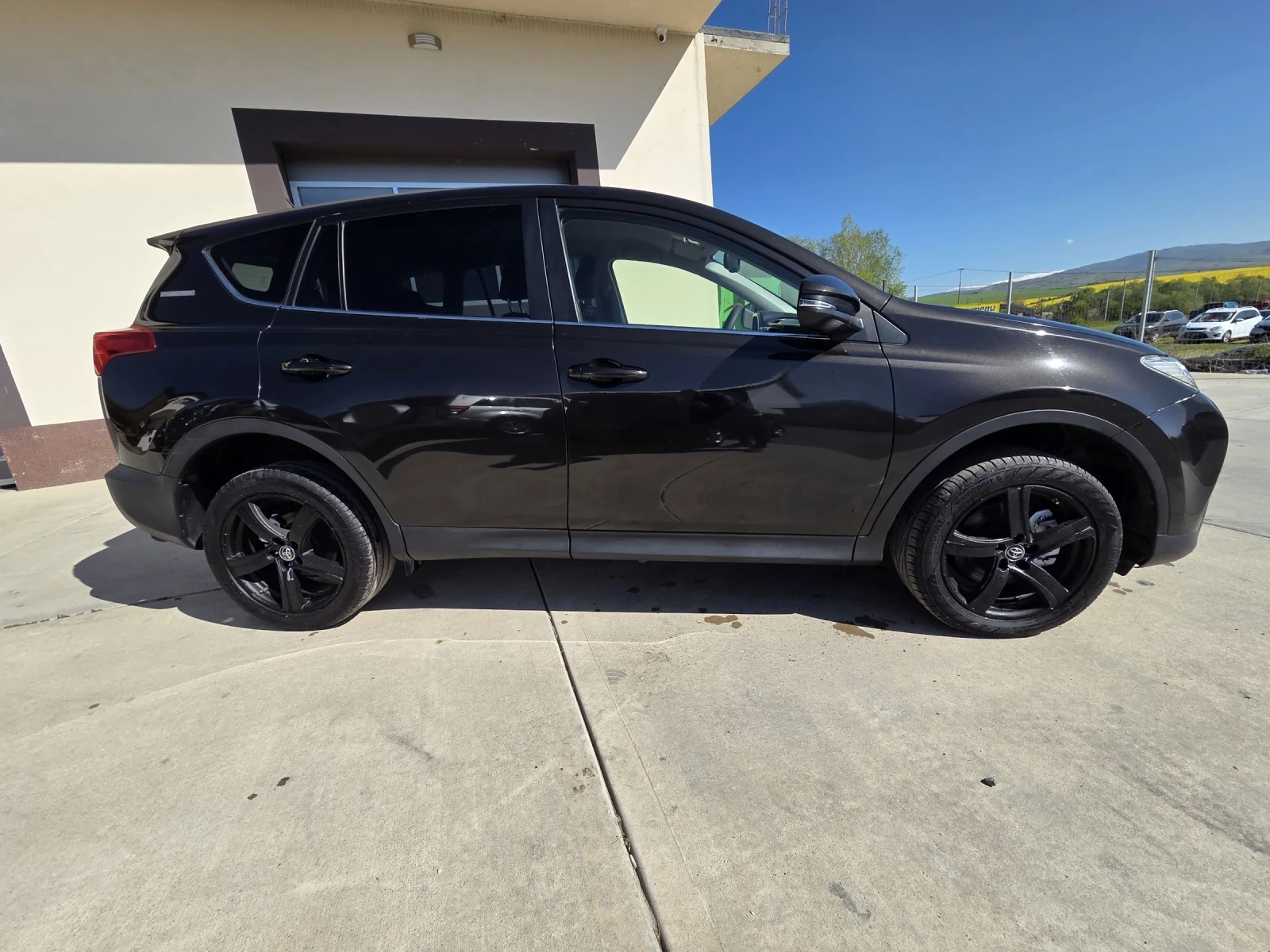 Toyota Rav4 АВТОМАТИК/ КАМЕРА/ AWD, снимка 3 - Автомобили и джипове - 54490574