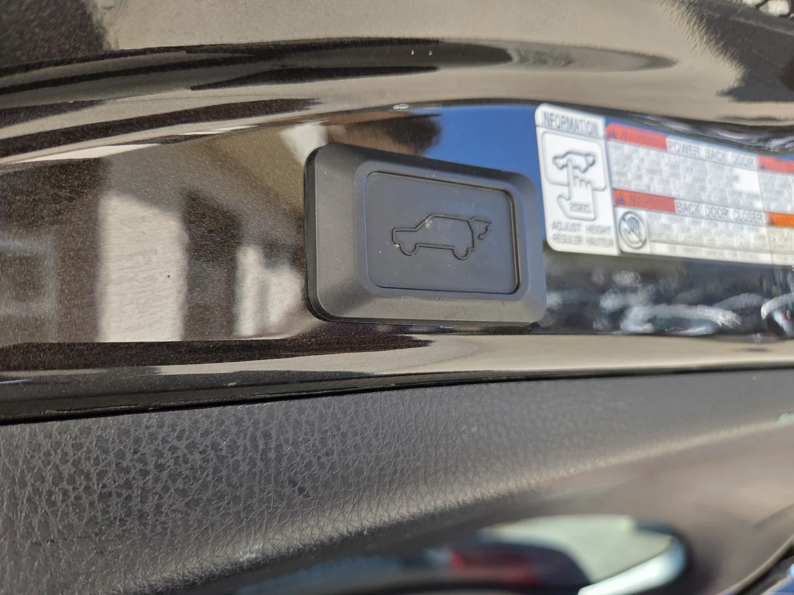 Toyota Rav4 АВТОМАТИК/ КАМЕРА/ AWD, снимка 13 - Автомобили и джипове - 54490574