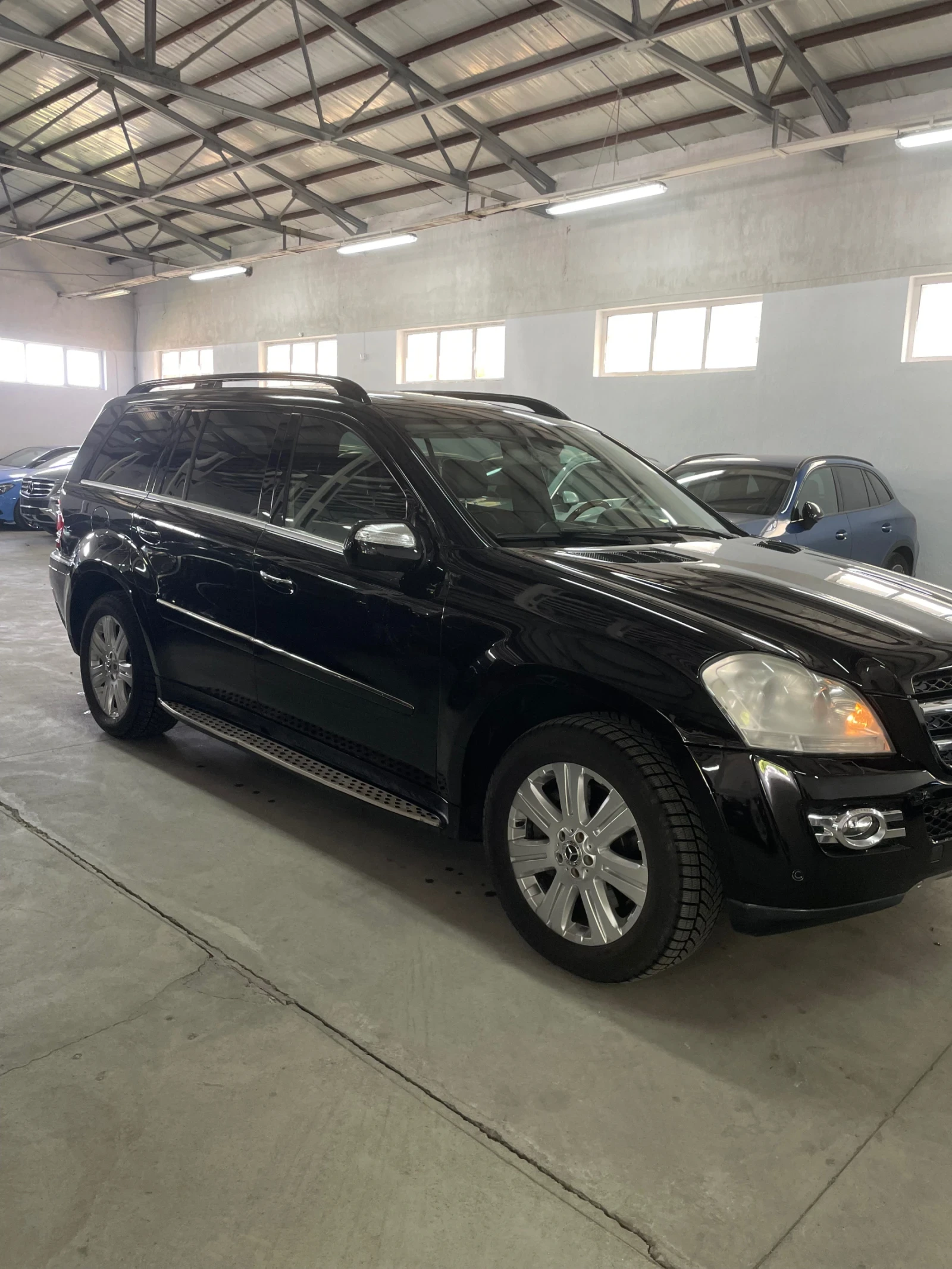 Mercedes-Benz GL 450 CDI/7 местен/Обдух/подгр/ панор/въздух/ОБСЛУЖЕН!!!, снимка 3 - Автомобили и джипове - 54574851