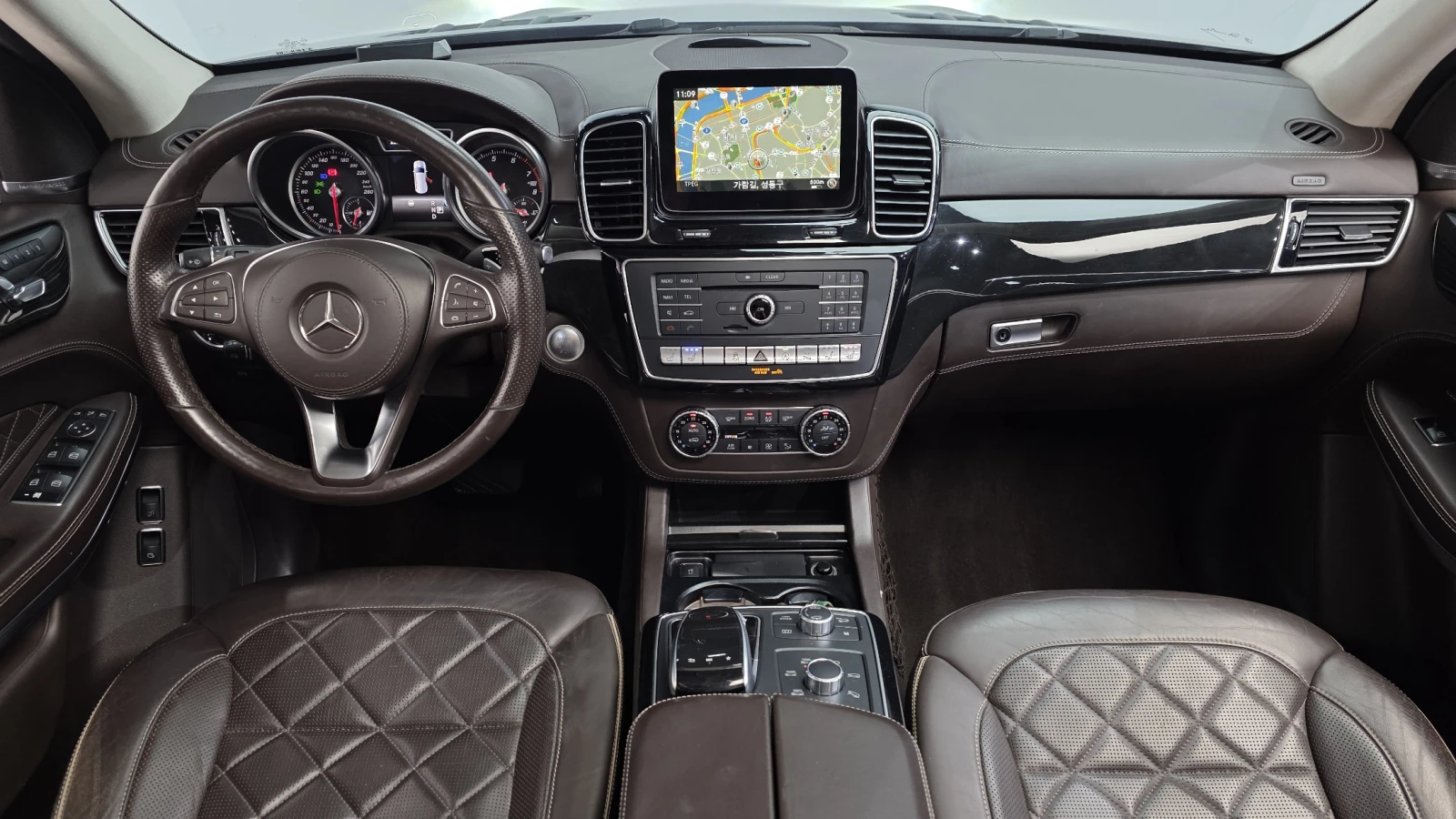 Mercedes-Benz GLS 500 AMG PK* SOFT-CLOSE* 2XTV* DIS* МАСАЖ* ОБДУХ* DESIG, снимка 6 - Автомобили и джипове - 55153968