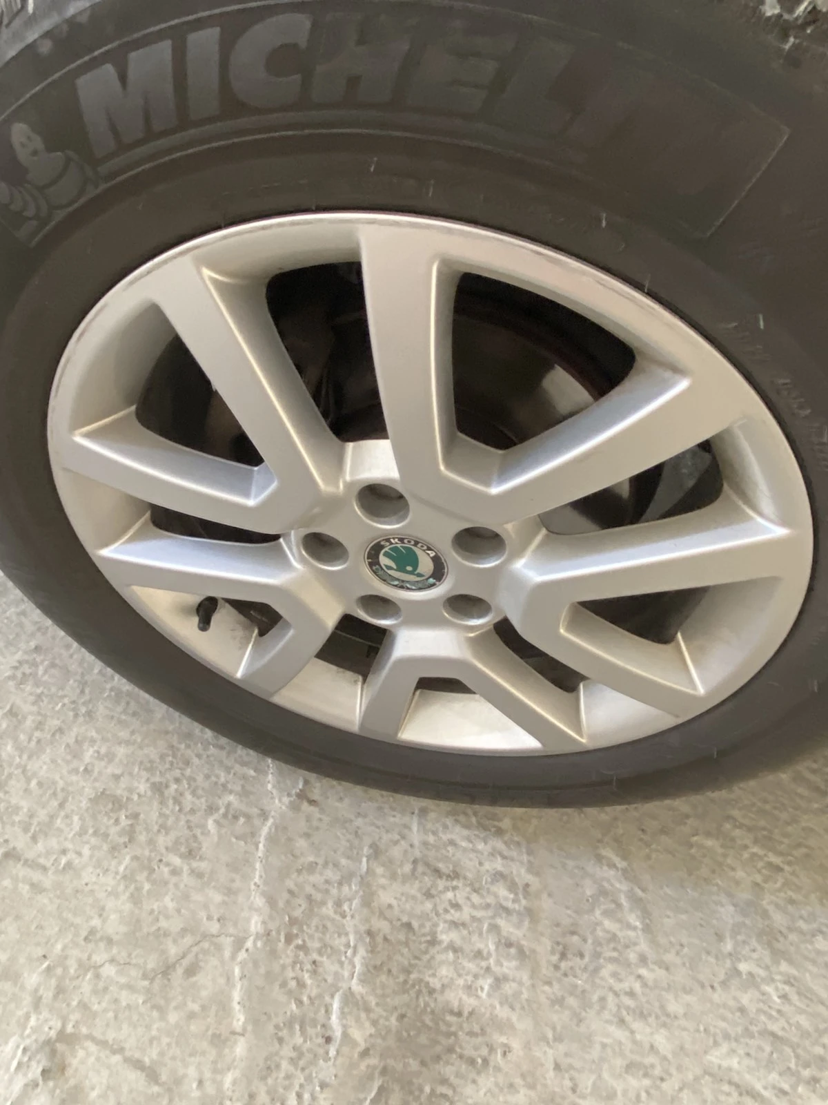 Skoda Yeti, снимка 8 - Автомобили и джипове - 55362244