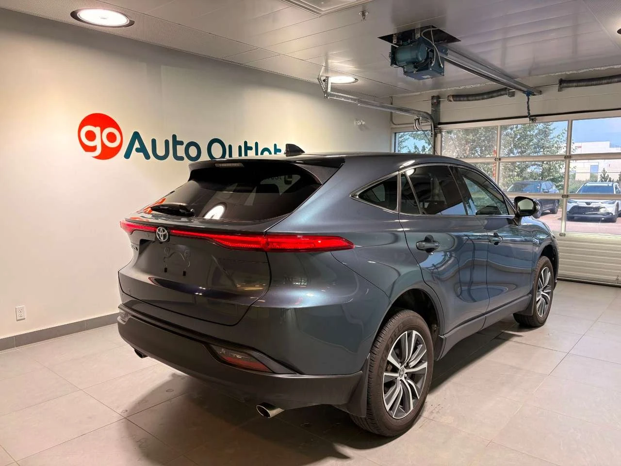 Toyota Venza NO ACCIDENTS | ONE OWNER | LE | Mobile.bg � ����������� 6