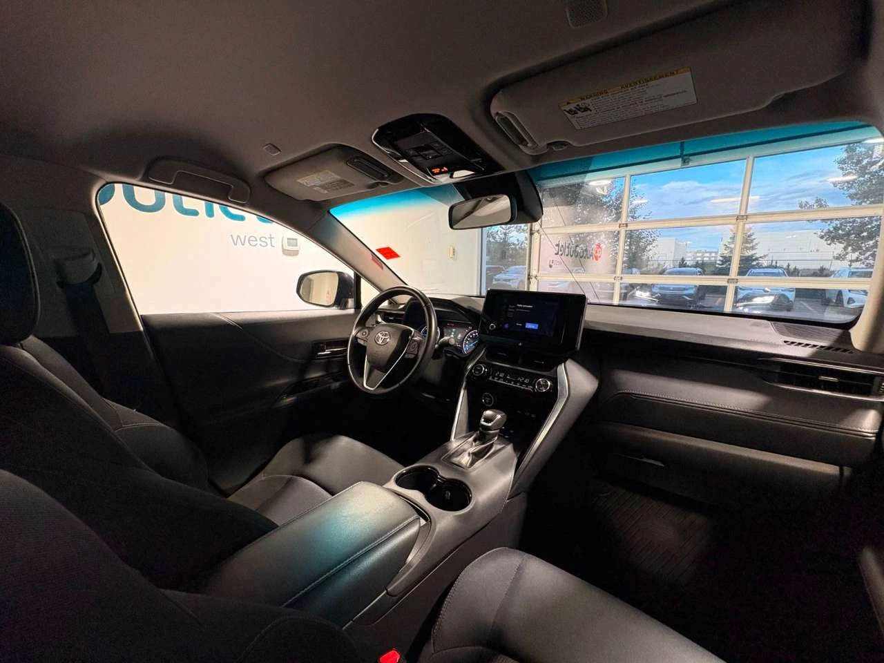 Toyota Venza NO ACCIDENTS | ONE OWNER | LE | Mobile.bg � ����������� 12