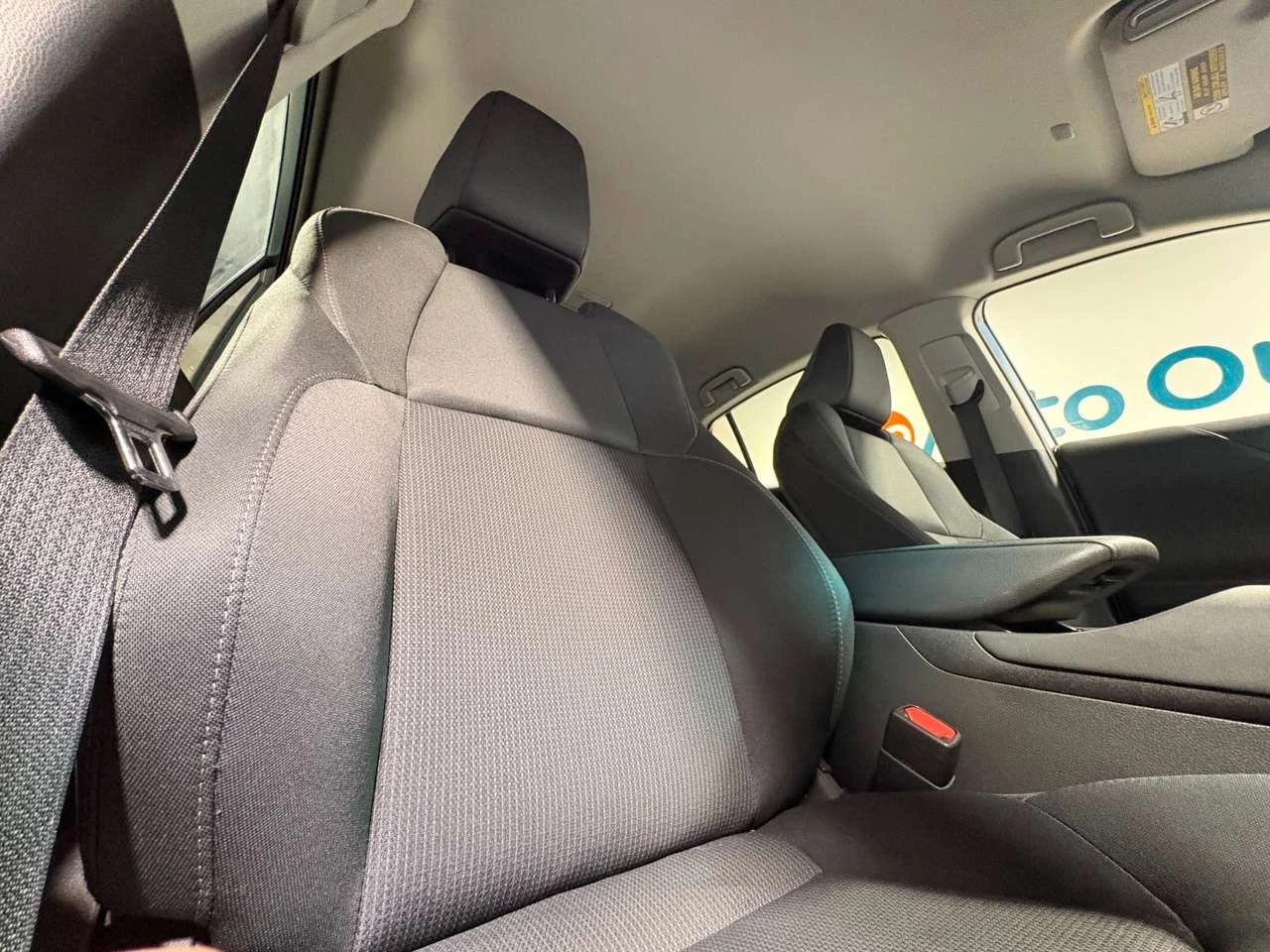 Toyota Venza NO ACCIDENTS | ONE OWNER | LE | Mobile.bg � ����������� 11