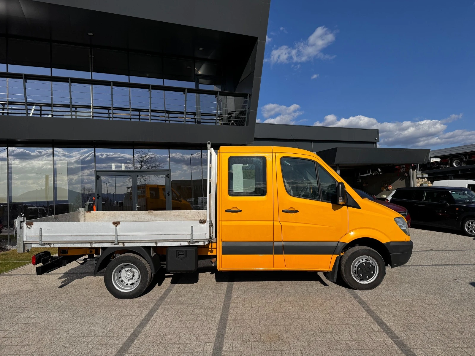 Mercedes-Benz Sprinter 516CDI до 3, 5т. 2.84м. 7-местен  - изображение 7