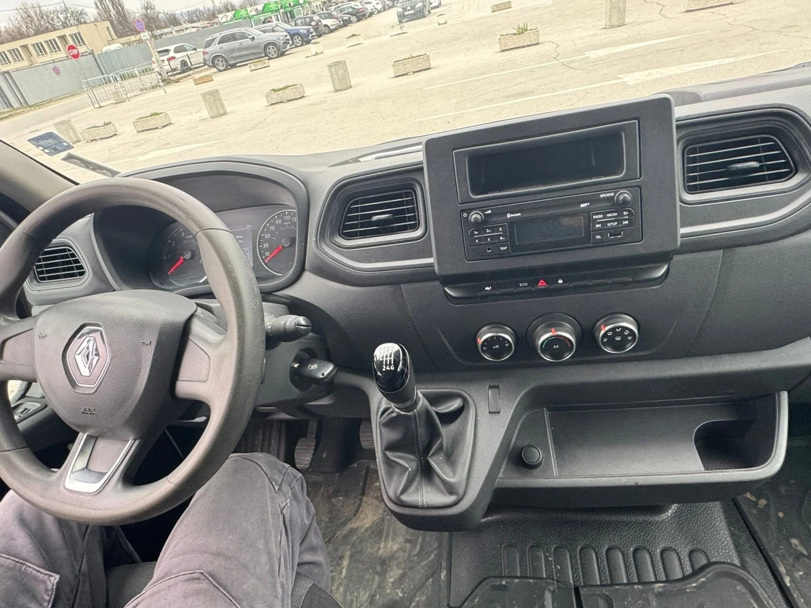 Renault Master 1 ви собственик Уникален, снимка 13 - Бусове и автобуси - 55112476