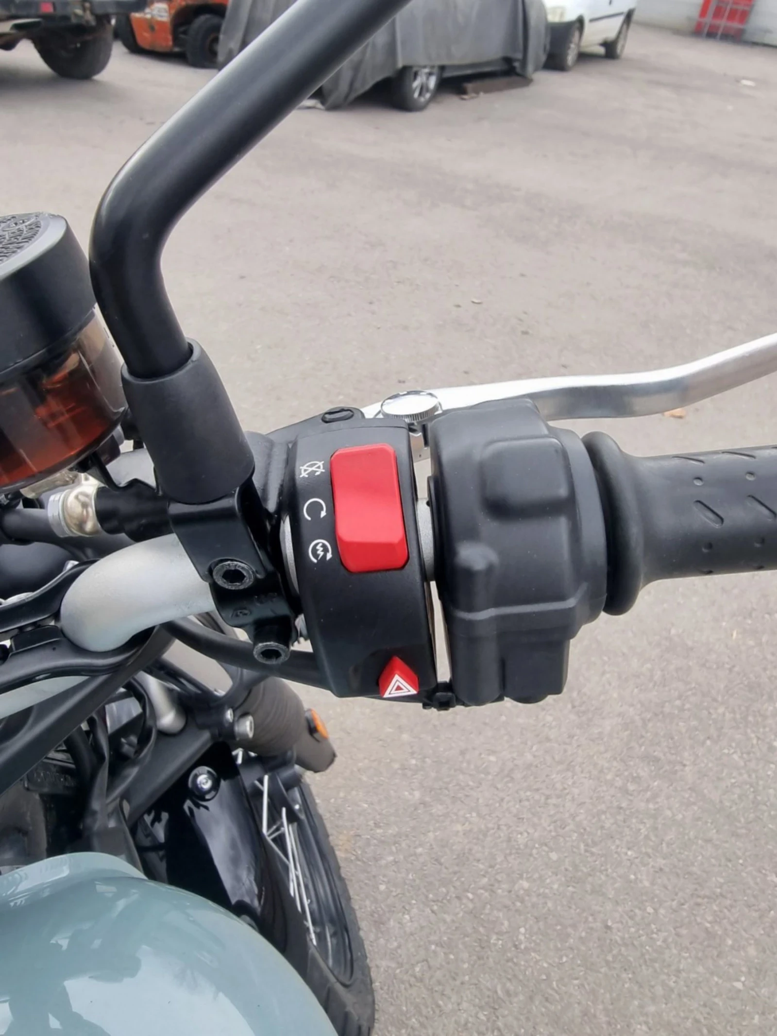 Triumph Street Scrambler 900 - изображение 6