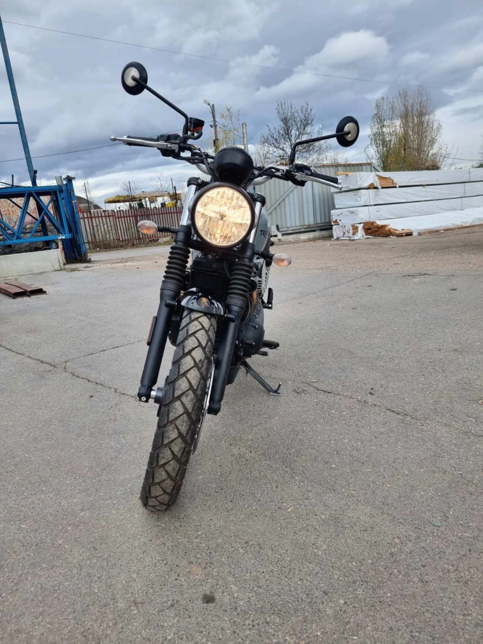 Triumph Street Scrambler 900 - изображение 3