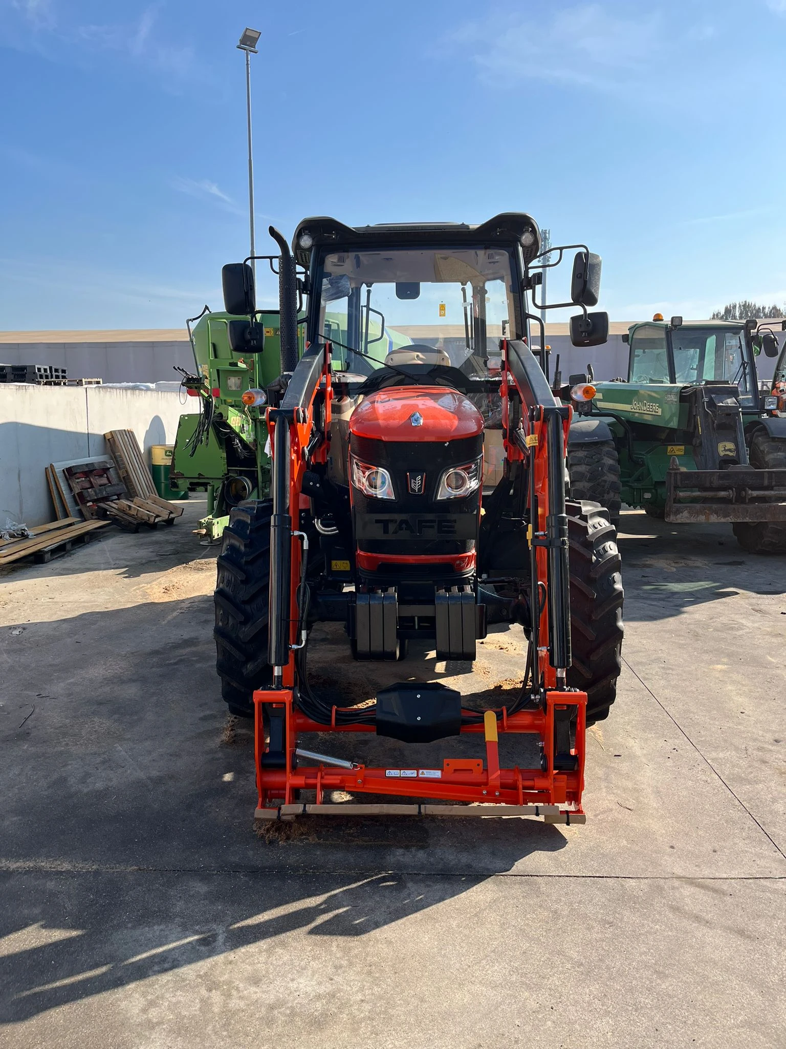  Tafe  7515 CAB CLIMA❗- A | Mobile.bg   3