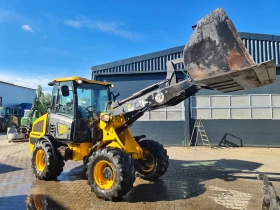       JCB 407 Bj