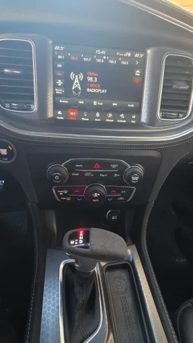 Dodge Charger SRT: V8: 6, 4: 492HP, снимка 7