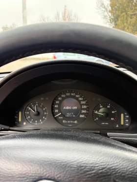 Mercedes-Benz E 200, снимка 5