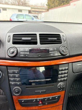 Mercedes-Benz E 200, снимка 6