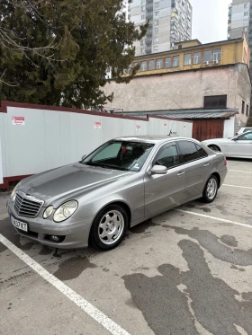 Mercedes-Benz E 200, снимка 2