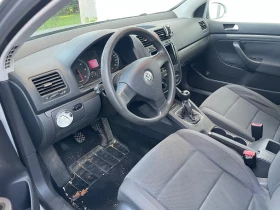 Обява за продажба на VW Golf 1.9TDI, 105кс, 6ск, 08г.външни забележки-Италия  ~3 999 лв. - изображение 3 | Auto.bg Обява за продажба на VW Golf 1.9TDI, 105кс, 6ск, 08г.външни забележки-Италия  ~3 999 лв. - изображение 3