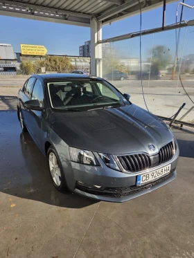 Skoda Octavia Купена е от Шкода Еуратек с пълна сервизна история, снимка 3 — Bazar.bg Skoda Octavia Купена е от Шкода Еуратек с пълна сервизна история, снимка 3