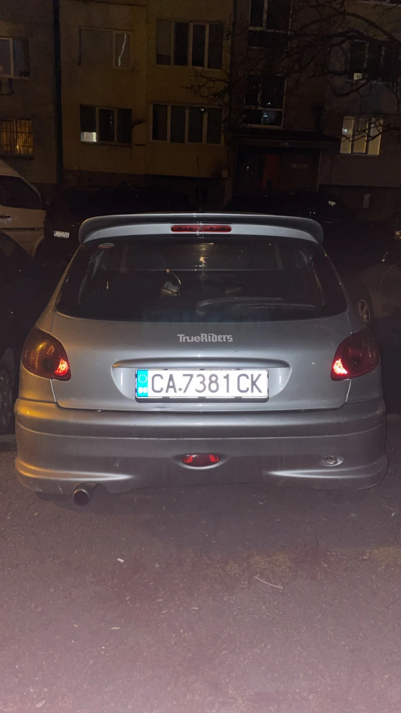 Peugeot 206, снимка 8 - Автомобили и джипове - 47549827