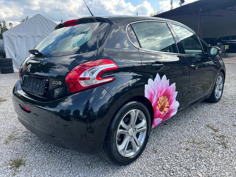 Peugeot 208 1.6i* ШВЕЙЦАРИЯ* НАВИГАЦИЯ* , снимка 5 - Автомобили и джипове - 47356741