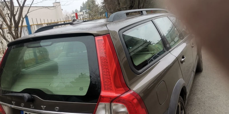 Volvo Xc70 Pole Star, снимка 2 - Автомобили и джипове - 52437221