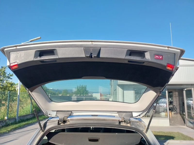 Mercedes-Benz E 200, снимка 7 - Автомобили и джипове - 51775444