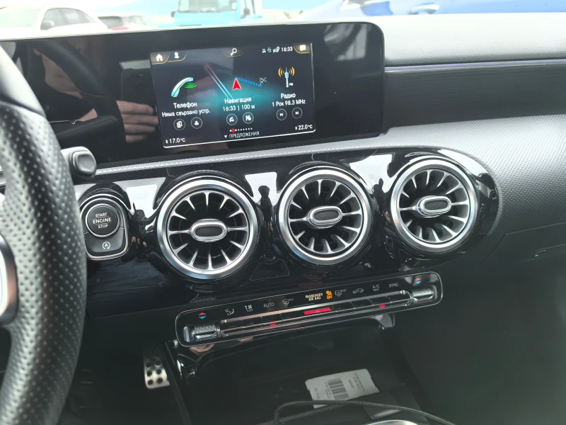 Mercedes-Benz A 180 d Compact AMG пакет, снимка 7 - Автомобили и джипове - 52516164