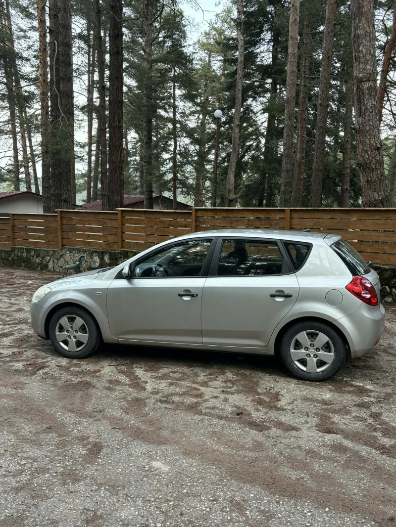 Kia Ceed, снимка 6 - Автомобили и джипове - 52629606