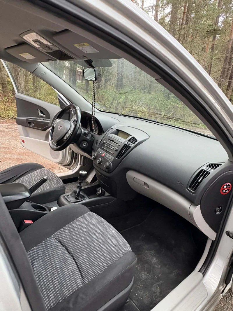 Kia Ceed, снимка 9 - Автомобили и джипове - 52629606
