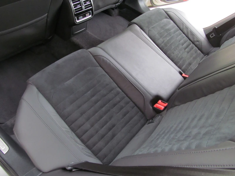 VW Passat 2.0TDI/4-MOTION/DSG/EURO 6/LED, снимка 12 - Автомобили и джипове - 53054360