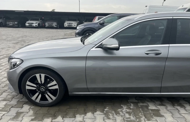 Mercedes-Benz C 200, снимка 7 - Автомобили и джипове - 53413854