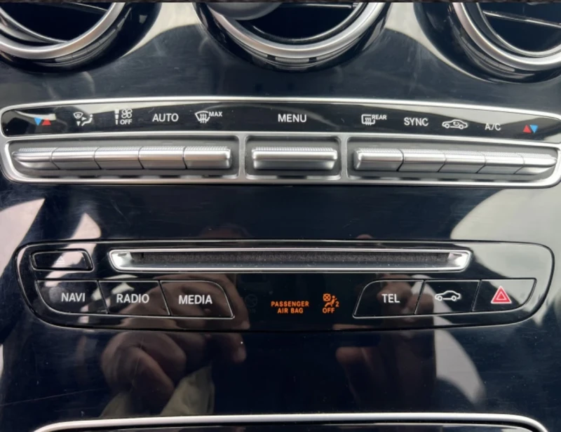 Mercedes-Benz C 200, снимка 13 - Автомобили и джипове - 53413854