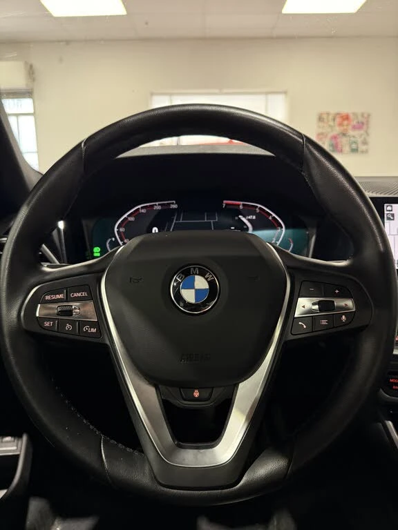 BMW 330  xDrive - изображение 7