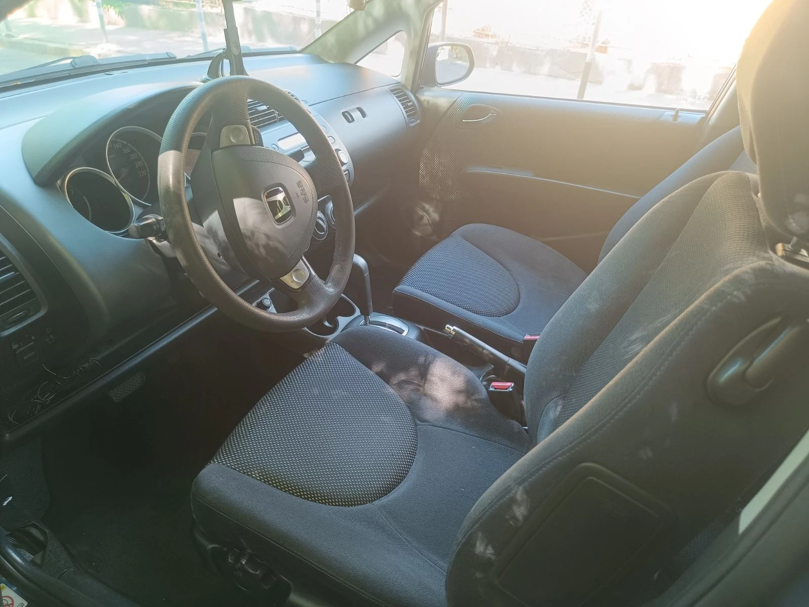 Honda Jazz  - изображение 6