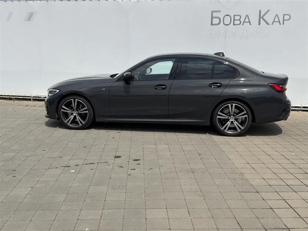 BMW 330 xDrive Седан - изображение 3