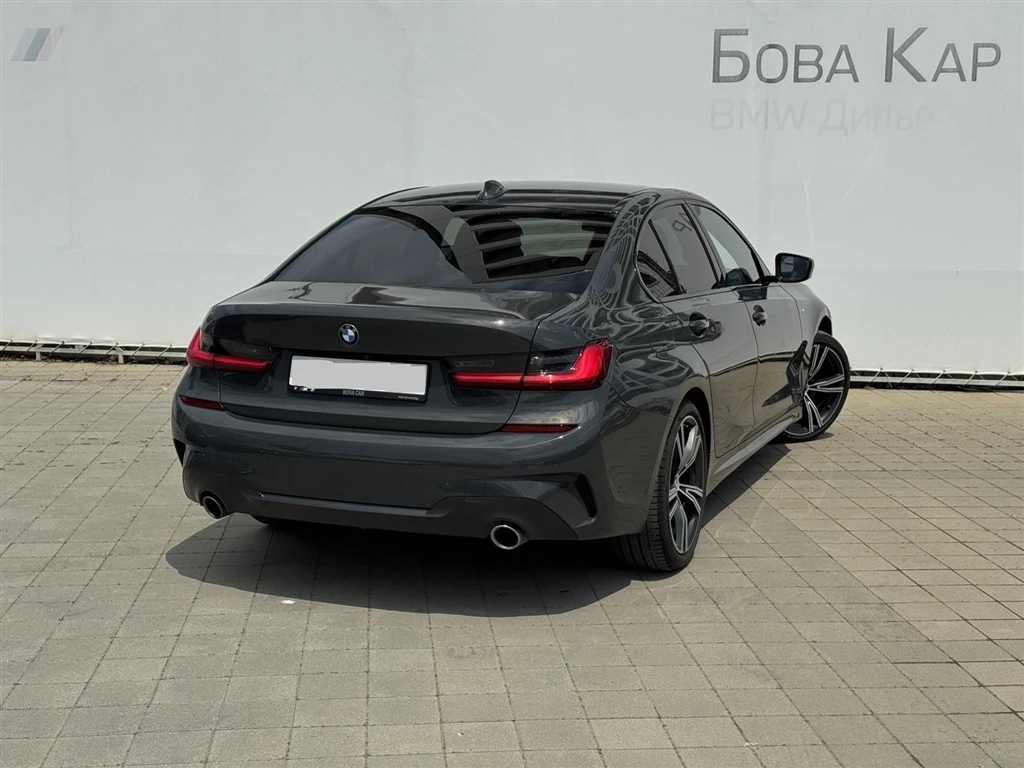 BMW 330 xDrive Седан - изображение 2