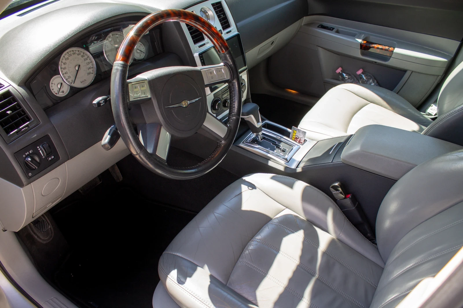 Chrysler 300c Chrysler 300C Touring CRD 3.0 | 300 к.с. | Напълно - изображение 10