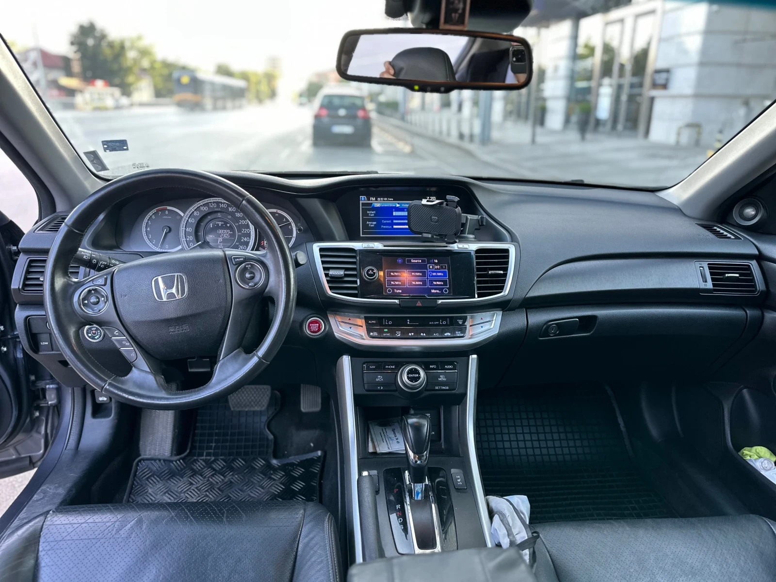 Honda Accord Sport Sedan touring - изображение 10