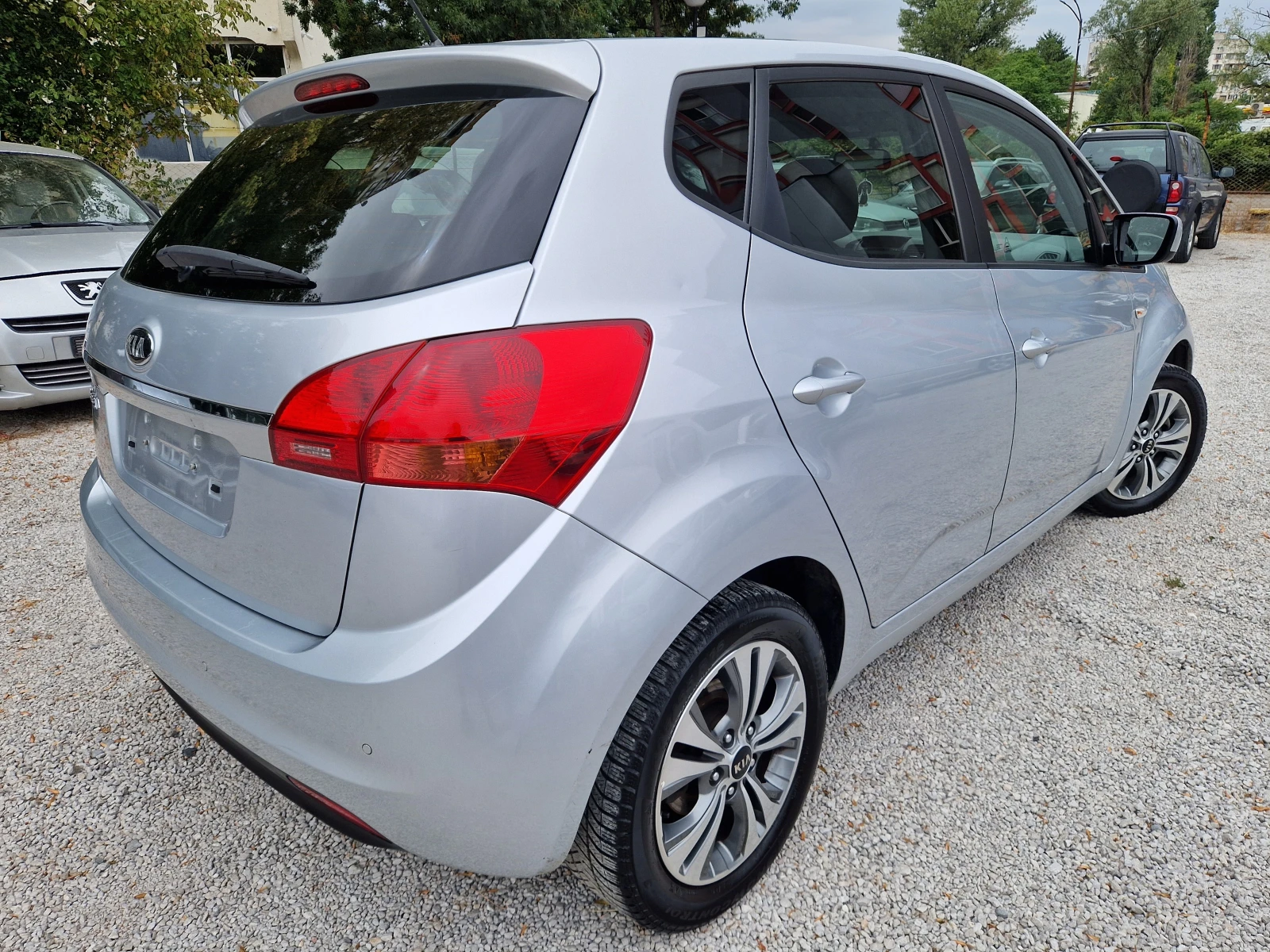 Kia Venga 1.4 газов инжекцион - изображение 5