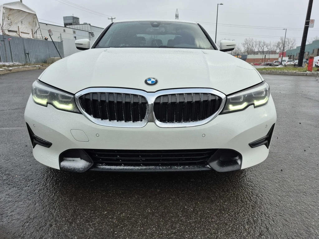 BMW 330 * 330i xDrive * CARFAX *    | Mobile.bg   6