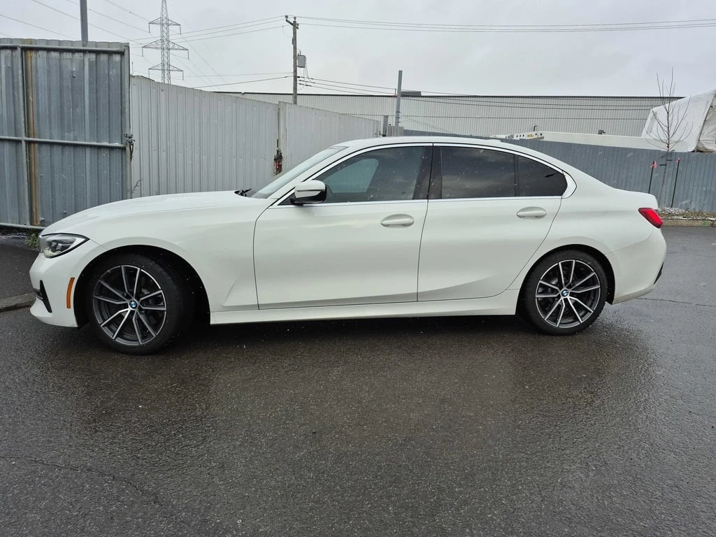BMW 330 * 330i xDrive * CARFAX *    | Mobile.bg   2