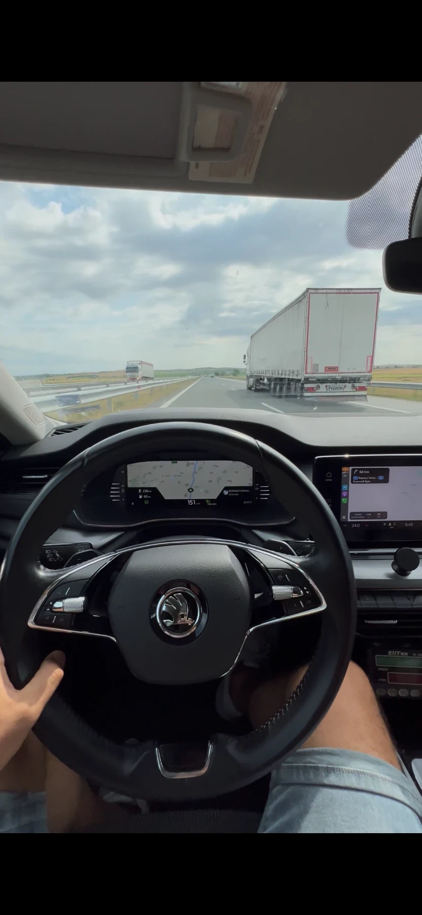 Skoda Octavia 1.5 g-tec - изображение 8